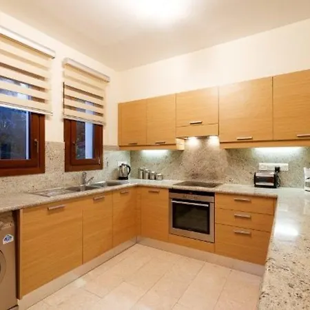 Villa “imagine You And Your Family Renting This 5 Star Villa” - Iremos Kouklia