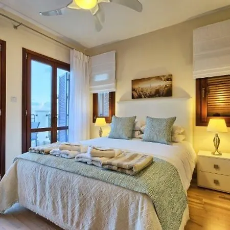 Vila “imagine You And Your Family Renting This 5 Star Villa” - Iremos *