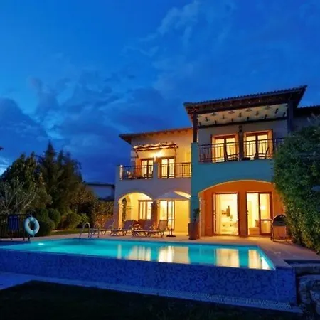 “imagine You And Your Family Renting This 5 Star Villa” - Iremos